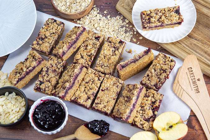 Cakesmiths Apple & Blackcurrant Crumblejack 1 x 14 Portion