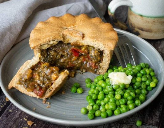 Mud Premium Squash, Spinach & Feta Pie (V) 270gm (Retail) - TO ORDER ONLY