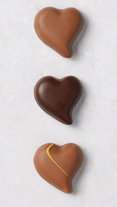 Valrhona Creations Les Couers Milk & Dark Chocolate Hearts 75g